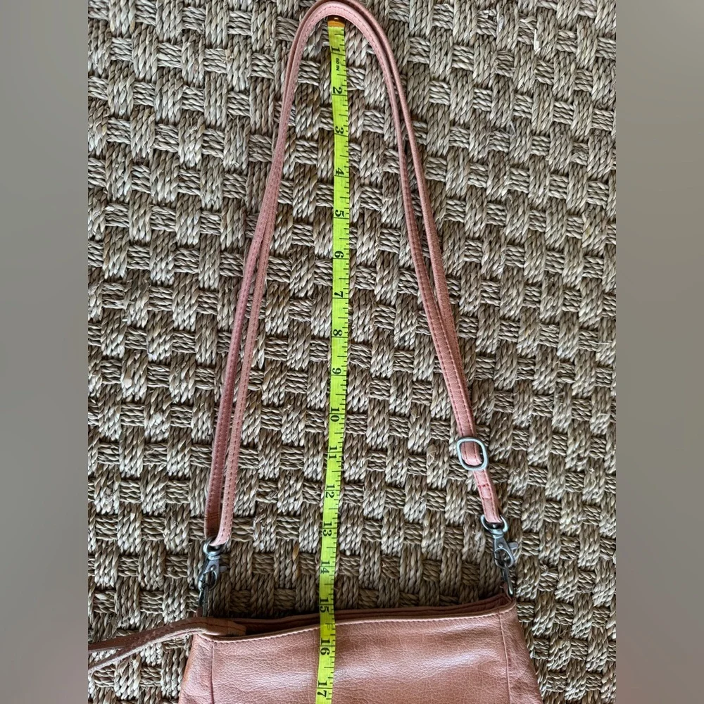 Day and Mood leather Peony Crossbody bag woven design - Picture 13 of 13